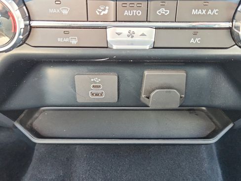 Used 2025 Ford F150 XLT w/ Equipment Group 301A Standard image 25