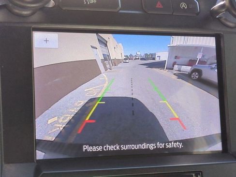 Used 2019 Ford F150 Lariat RWD image 15