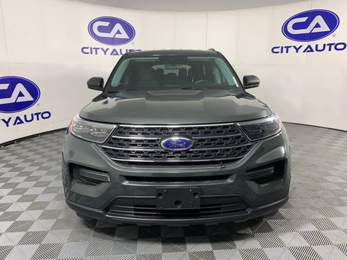 Used 2022 Ford Explorer XLT RWD image 9