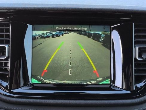 Used 2024 Dodge Durango SXT image 12