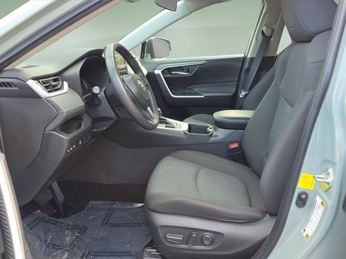 Used 2023 Toyota RAV4 XLE image 10