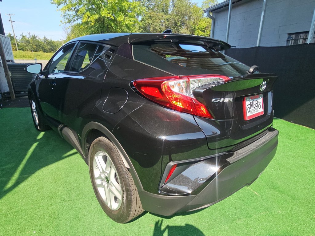 Used 2021 Toyota C-HR LE FWD image 6