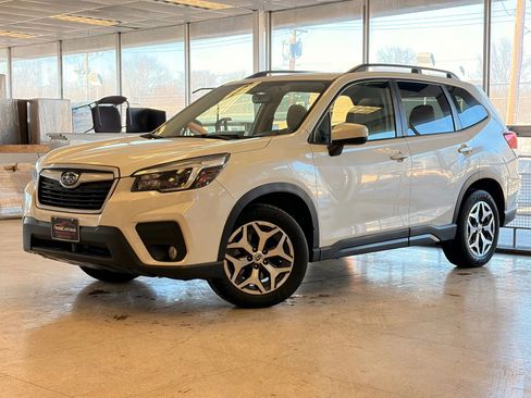 Used 2021 Subaru Forester Premium w/ Popular Package #1 image 1