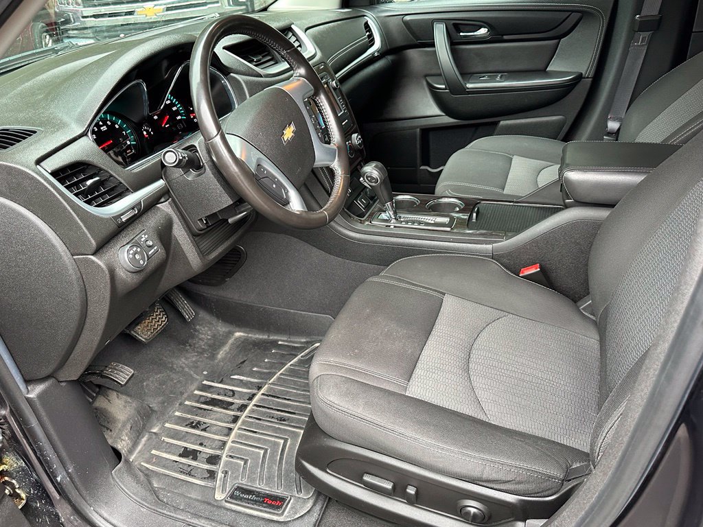 Used 2015 Chevrolet Traverse LT FWD image 9