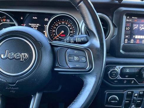 Used 2018 Jeep Wrangler Unlimited Sport S AWD/4WD image 12