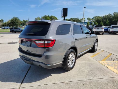 Used 2023 Dodge Durango SXT Launch Edition RWD image 5