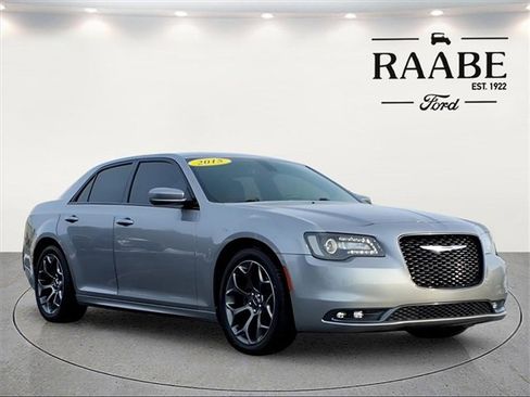 Used 2015 Chrysler 300 S image 1
