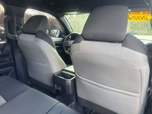 Used 2024 Toyota Tacoma TRD Sport w/ TRD Sport Upgrade Package AWD/4WD image 33