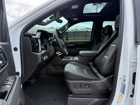 New 2026 GMC Sierra 2500 AT4 w/ AT4 Premium Plus Package image 22