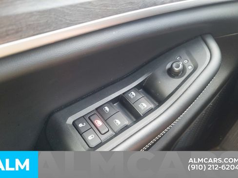 Used 2024 Jeep Grand Cherokee Limited 4xe AWD/4WD image 14