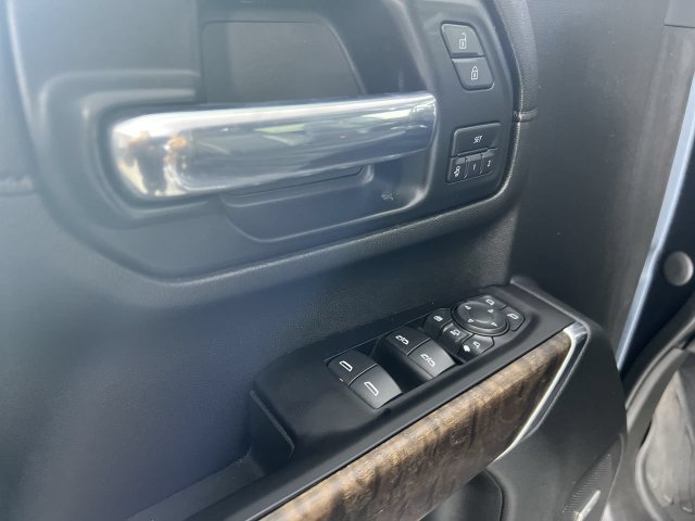 Certified 2020 GMC Sierra 2500 Denali w/ Denali Ultimate Package AWD/4WD image 24