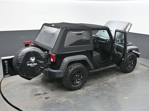 Used 2014 Jeep Wrangler Sport image 40