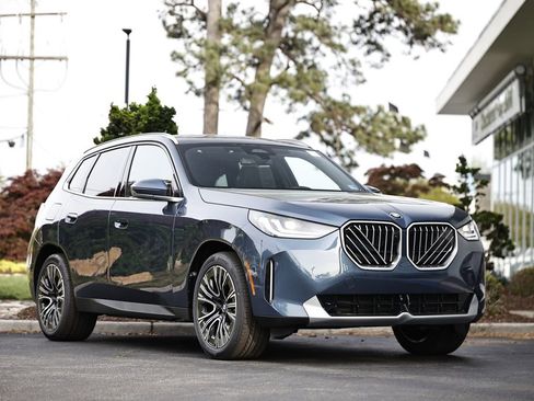 New 2026 BMW X3 xDrive30 w/ Premium Package AWD/4WD image 1