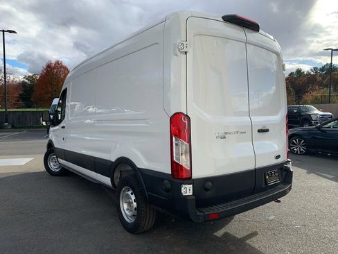 New 2025 Ford Transit 250 148 Medium Roof image 7