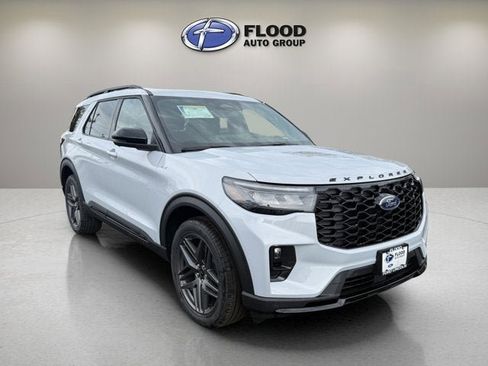 New 2026 Ford Explorer ST-Line AWD/4WD image 1