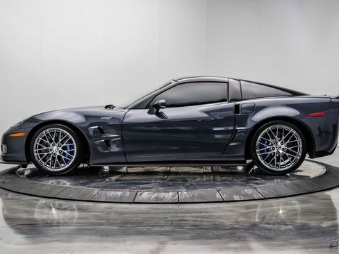 Used 2010 Chevrolet Corvette ZR1 w/ Preferred Equipment Group RWD image 6