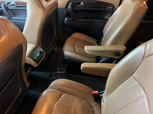 Used 2013 Buick Enclave Leather FWD image 5