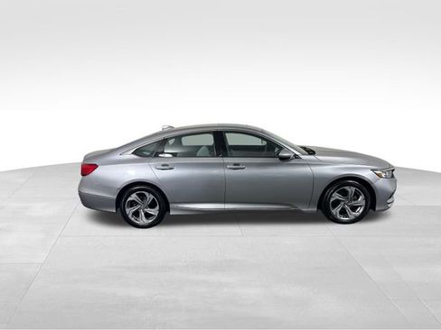 Used 2019 Honda Accord EX image 7