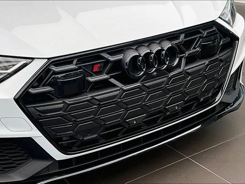 Used 2025 Audi S7 Premium Plus image 31