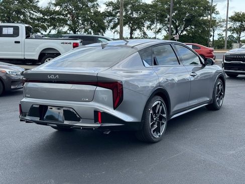New 2025 Kia K4 GT-Line image 3