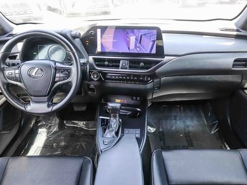 Used 2024 Lexus UX 250h AWD w/ Premium Package image 14