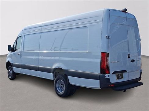 New 2025 Mercedes-Benz Sprinter 3500 image 6