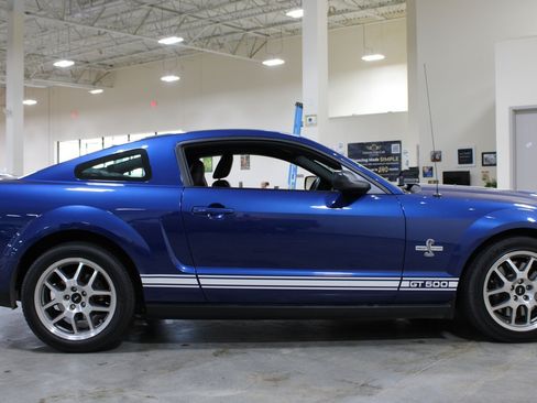 Used 2007 Ford Mustang Shelby GT500 RWD image 11