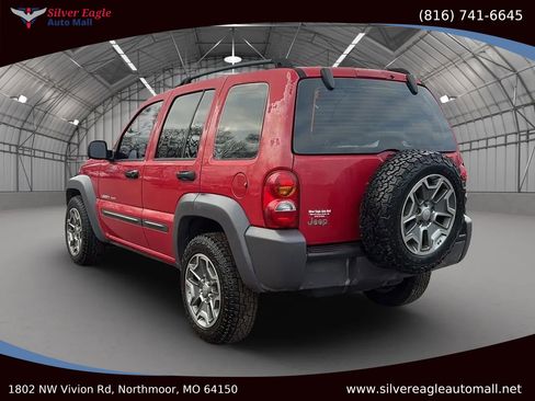 Used 2003 Jeep Liberty Sport image 3