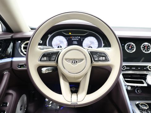 Used 2022 Bentley Flying Spur V8 AWD/4WD image 33