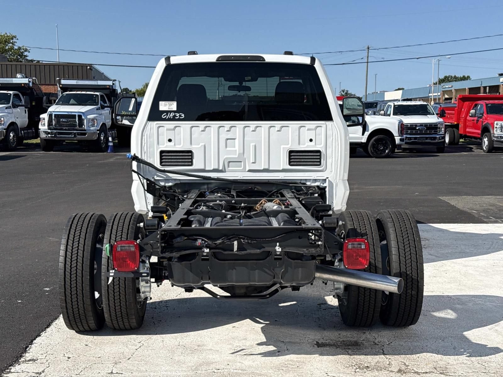 New 2026 Ford F550 4x4 Regular Cab Super Duty w/ XLT Value Package image 4