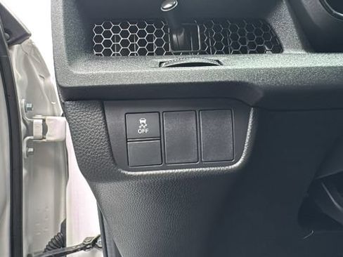 Used 2024 Honda CR-V EX image 19