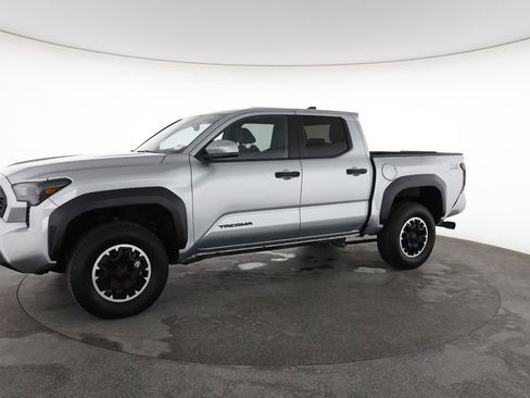 Used 2024 Toyota Tacoma TRD Off-Road AWD/4WD image 6