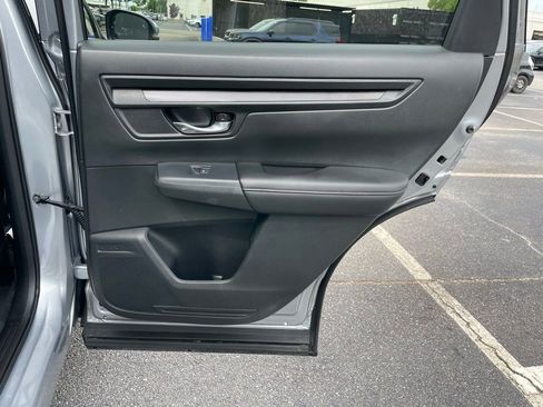 Certified 2025 Honda CR-V EX image 34
