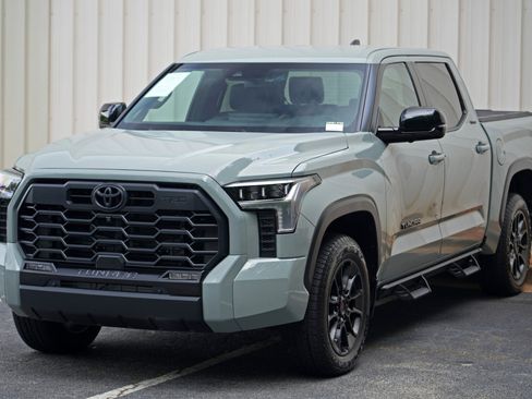 Used 2026 Toyota Tundra Limited w/ TRD Off-Road Package AWD/4WD image 52
