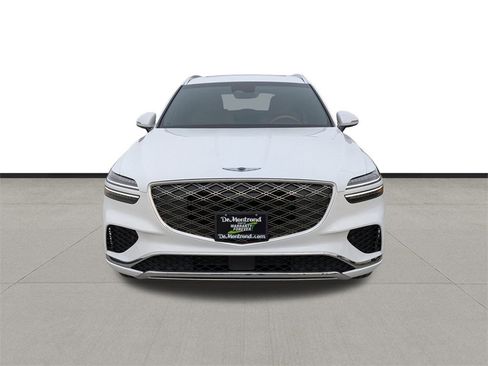 New 2026 Genesis GV70 2.5T Advanced image 2