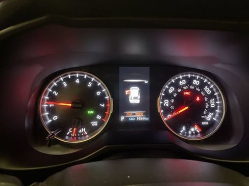 Used 2021 Toyota RAV4 XLE AWD/4WD image 15