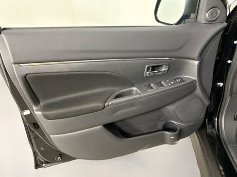 Used 2024 Mitsubishi Outlander Sport ES AWD/4WD image 15