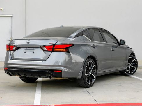 Used 2023 Nissan Altima 2.5 SR image 11