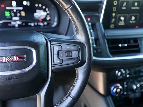 Used 2023 GMC Yukon AT4 w/ AT4 Premium Package image 16