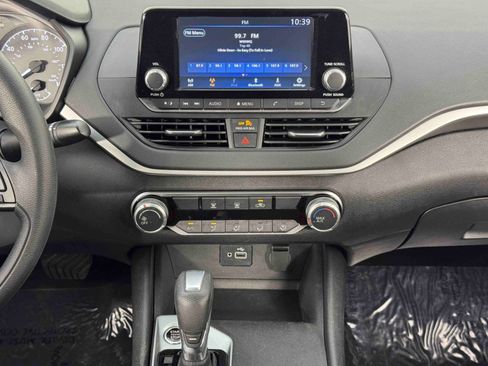 Used 2024 Nissan Altima 2.5 S image 21