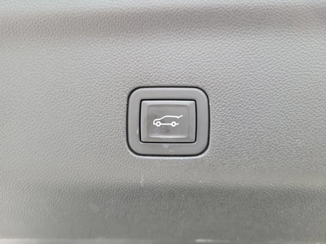 Certified 2025 Chevrolet Tahoe High Country AWD/4WD image 20