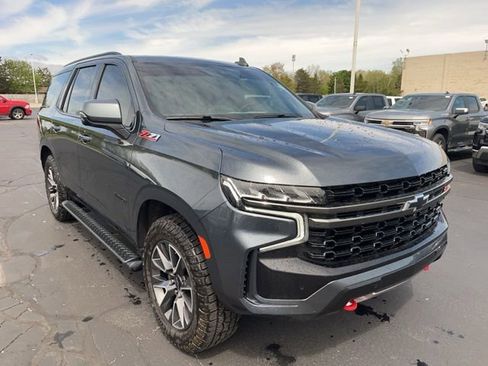 Used 2021 Chevrolet Tahoe Z71 w/ Z71 Off-Road Package AWD/4WD image 4