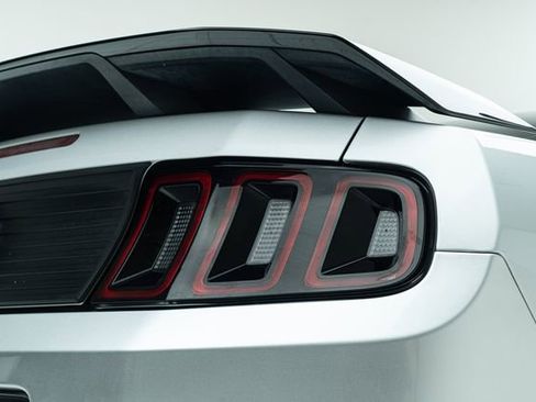 Used 2013 Ford Mustang GT image 14
