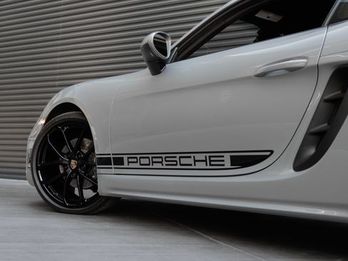 Certified 2025 Porsche 718 Cayman RWD image 13