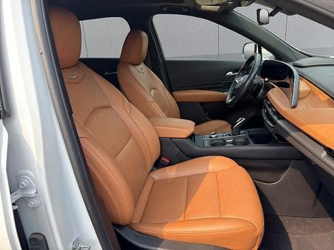 Used 2024 Cadillac XT4 Sport AWD/4WD image 15