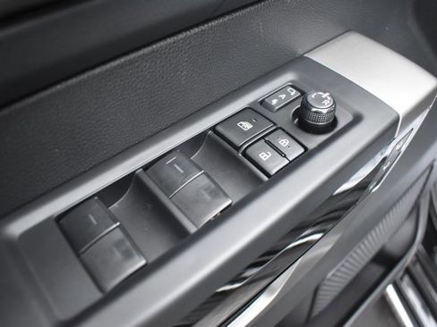 Used 2022 Toyota Tundra Limited image 13