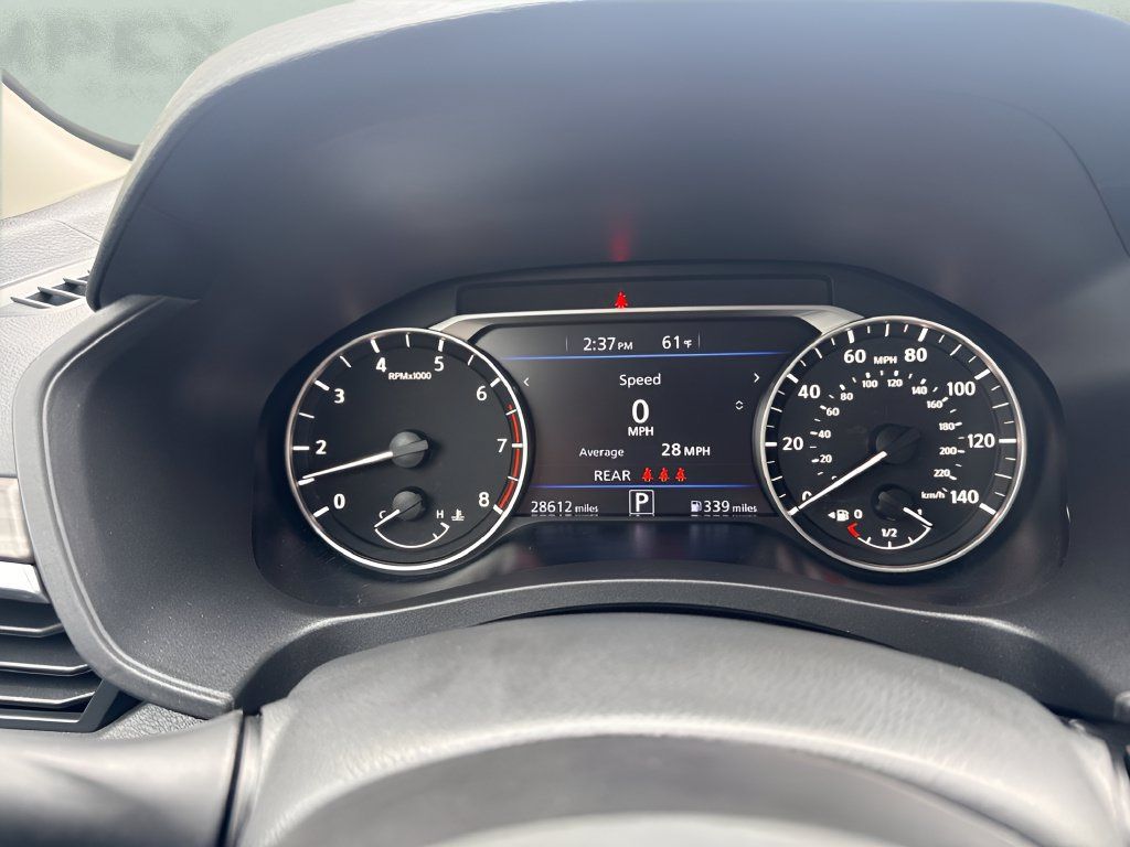 Used 2025 Nissan Altima 2.5 SV FWD image 19