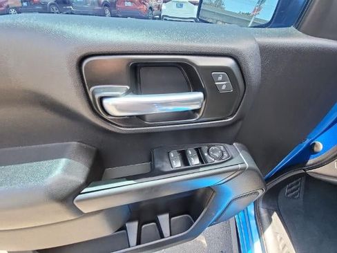 Used 2022 Chevrolet Silverado 1500 Custom RWD image 24