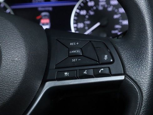 Certified 2025 Nissan Sentra SV image 24