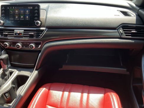 Used 2019 Honda Accord Sport image 15